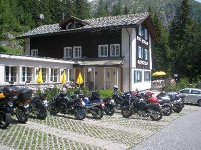 Hotel Rhonequelle Oberwald Zewnętrze zdjęcie